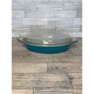 Pyrex Turquoise 1 1/2 Quart Oval Casserole Dish 945C7 LID Made In USA